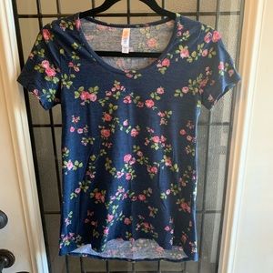 Lularoe classic T